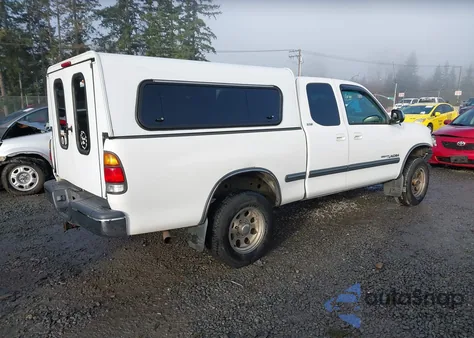 2002 Toyota Tundra Sr5 from USA, damaged, VIN 5TBBN44182S289481